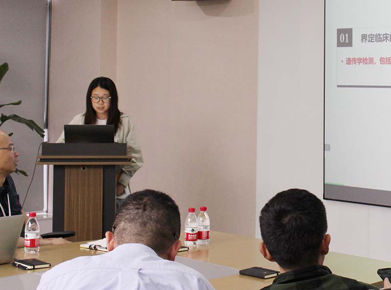 许焱婷演讲.jpg